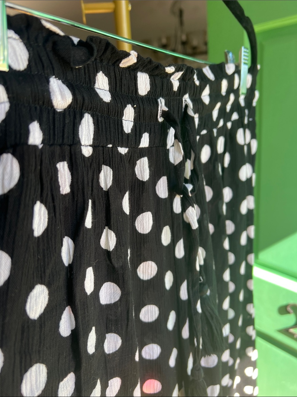 Elam flowy lightweight Black and white polka dot wide leg pant - Picture 5 of 6